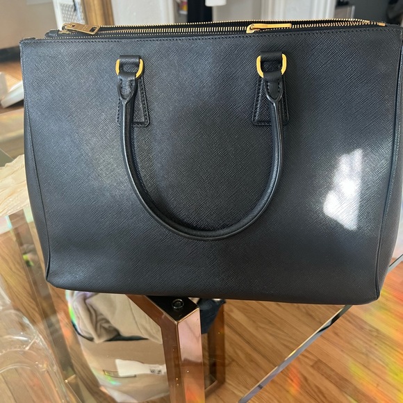Authentic Prada black and gold Saffiano tote bag with tags,receipt and box โจ๐ - Picture 8 of 16